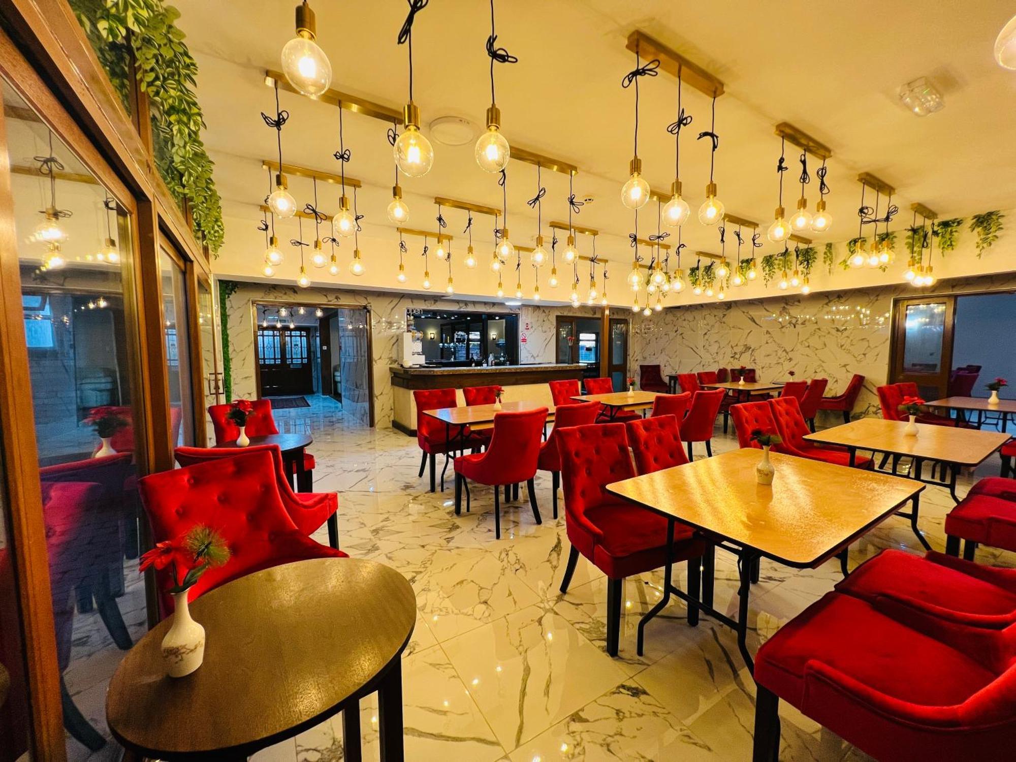 Oyo Stay Inn Express, Cambridge Papworth Everard Ngoại thất bức ảnh