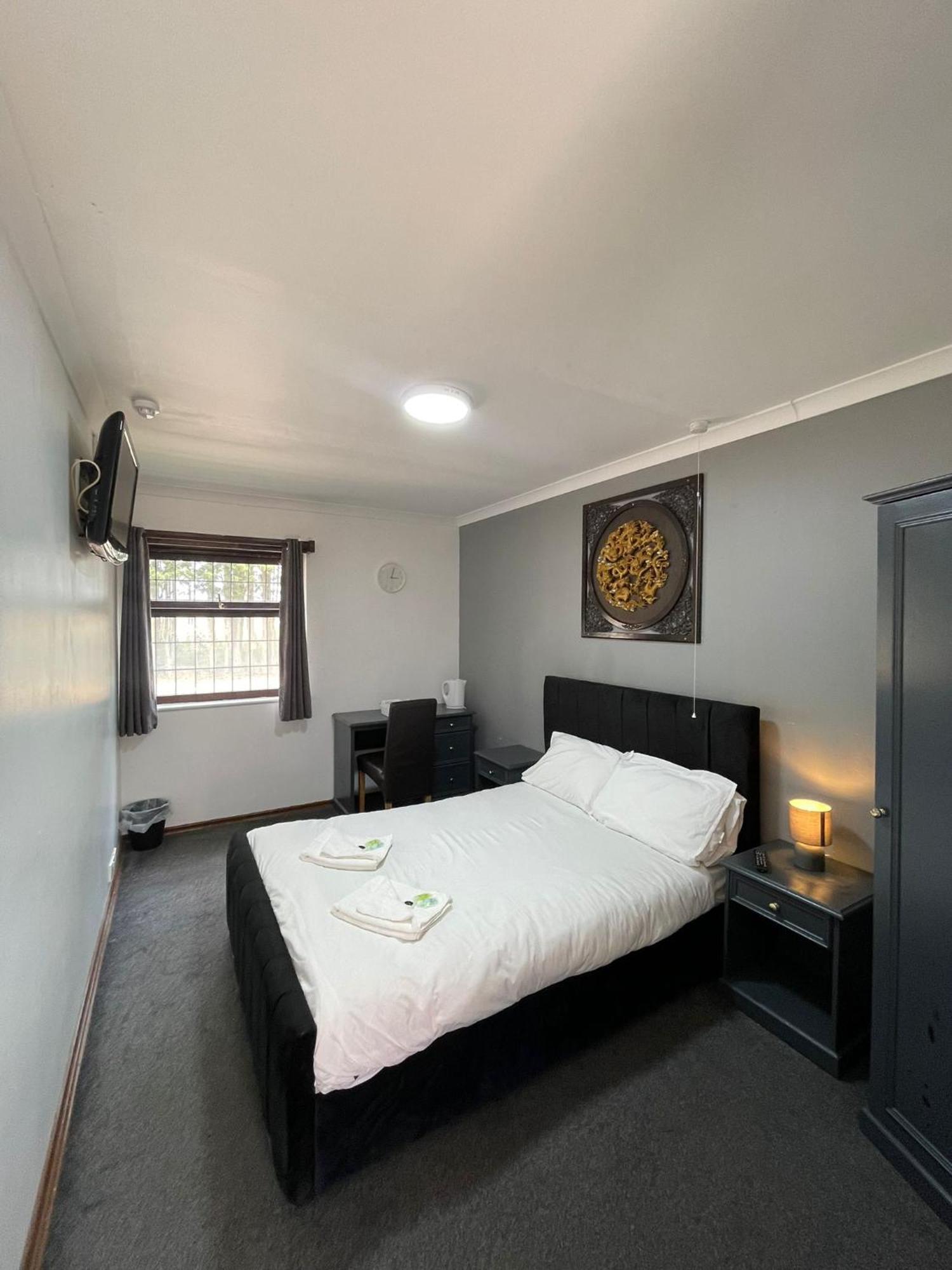 Oyo Stay Inn Express, Cambridge Papworth Everard Ngoại thất bức ảnh